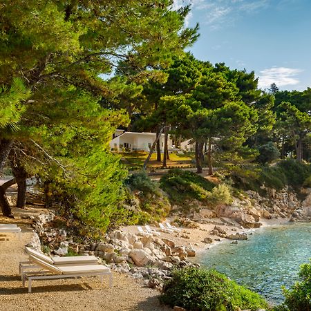 Valamar Carolina Hotel & Villas Kampor ภายนอก รูปภาพ