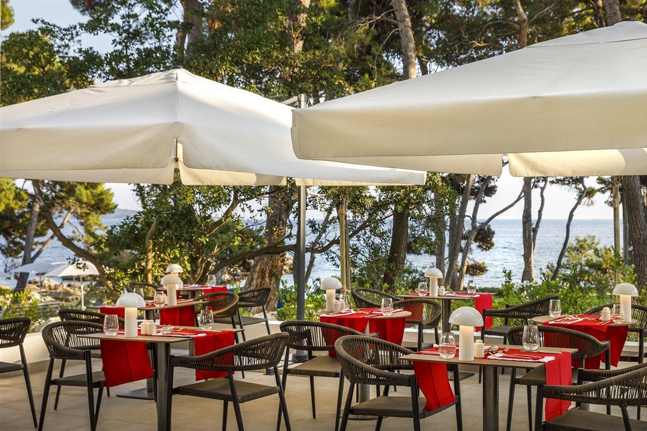 Valamar Carolina Hotel & Villas Kampor ภายนอก รูปภาพ