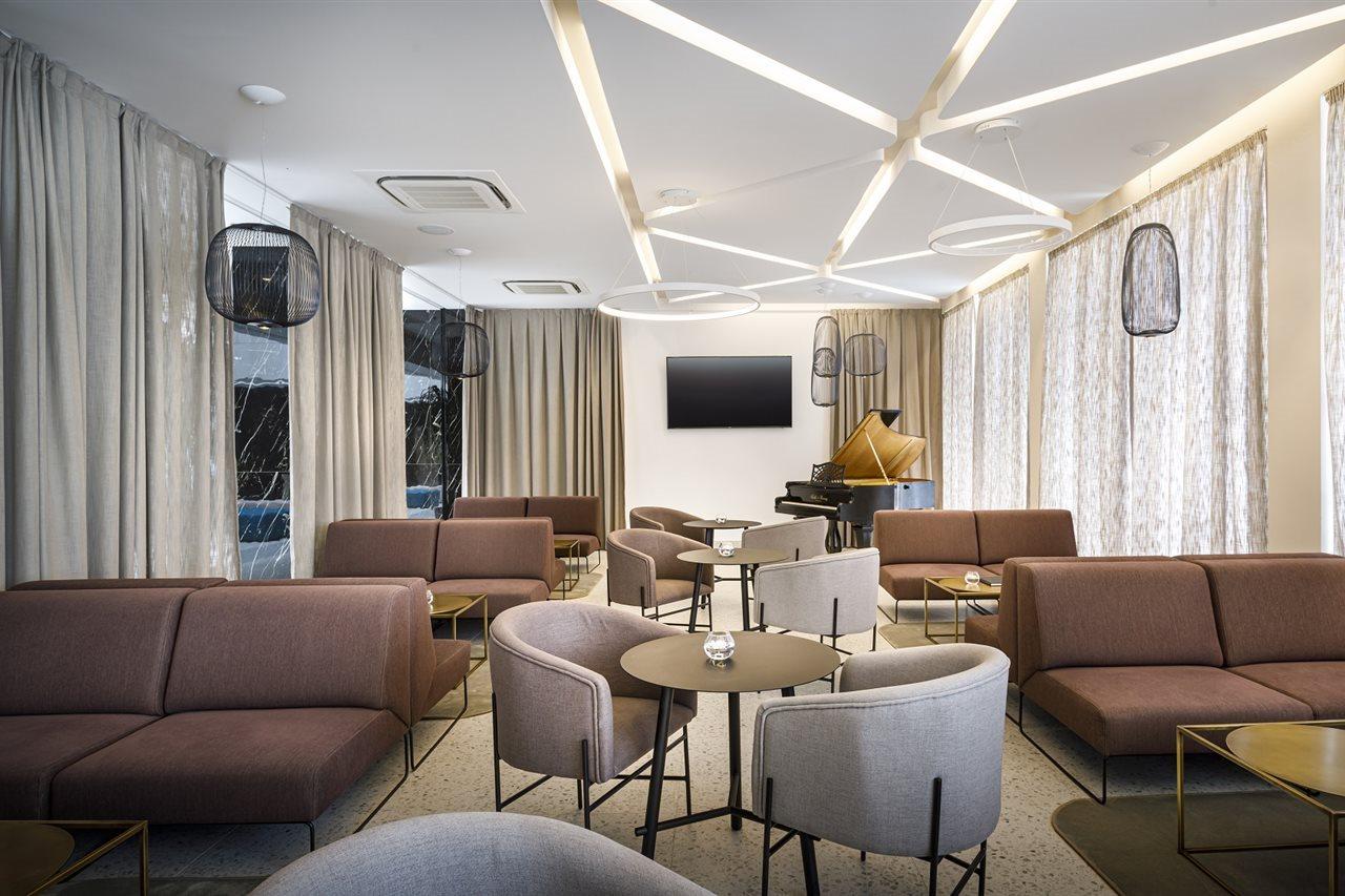 Valamar Carolina Hotel & Villas Kampor ภายนอก รูปภาพ