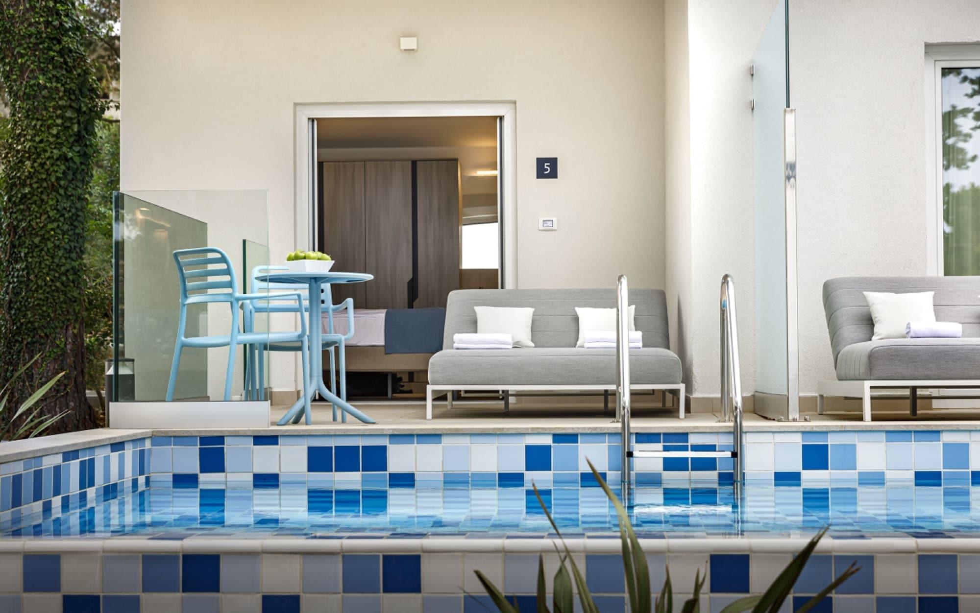 Valamar Carolina Hotel & Villas Kampor ภายนอก รูปภาพ