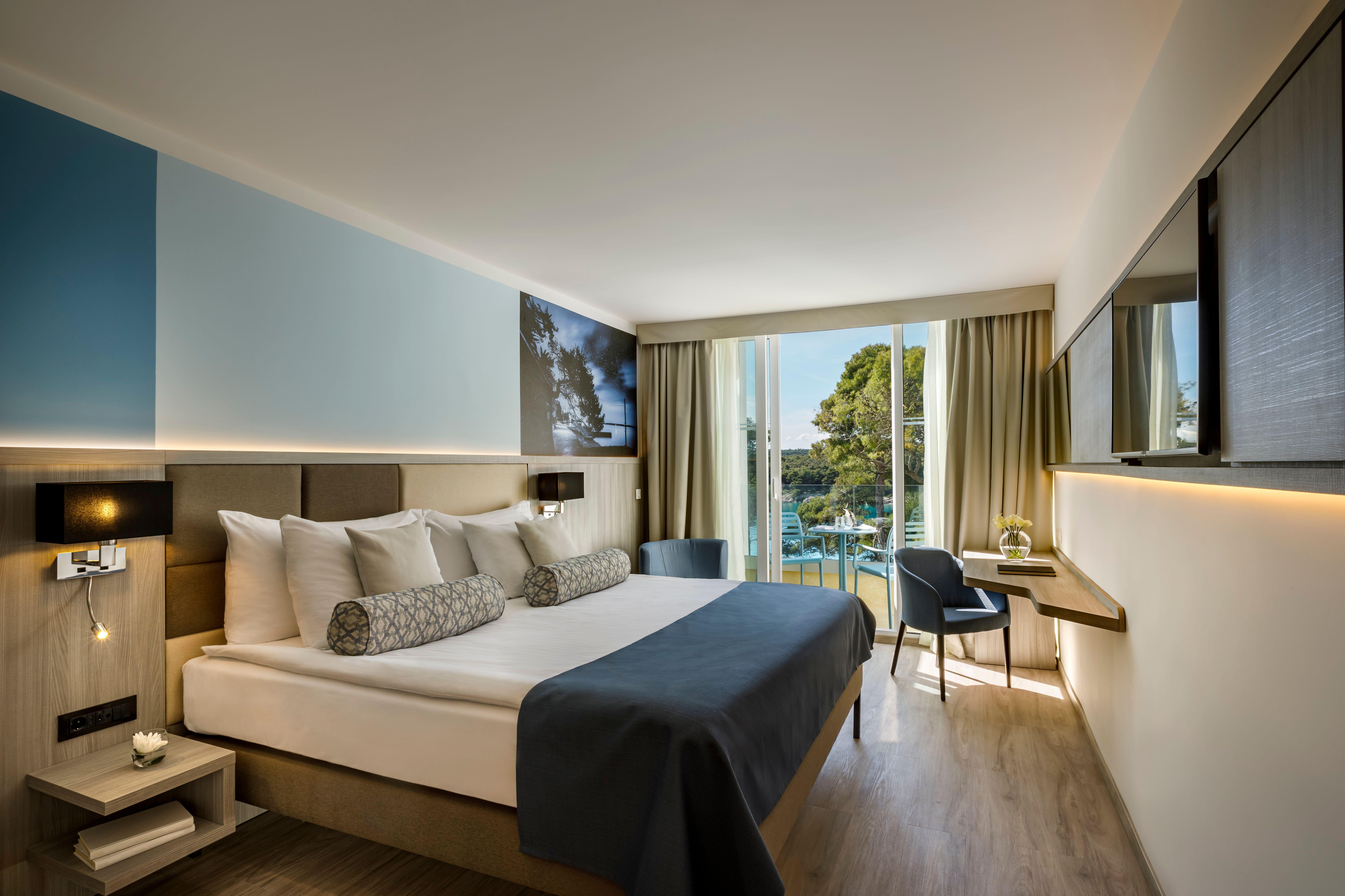 Valamar Carolina Hotel & Villas Kampor ภายนอก รูปภาพ