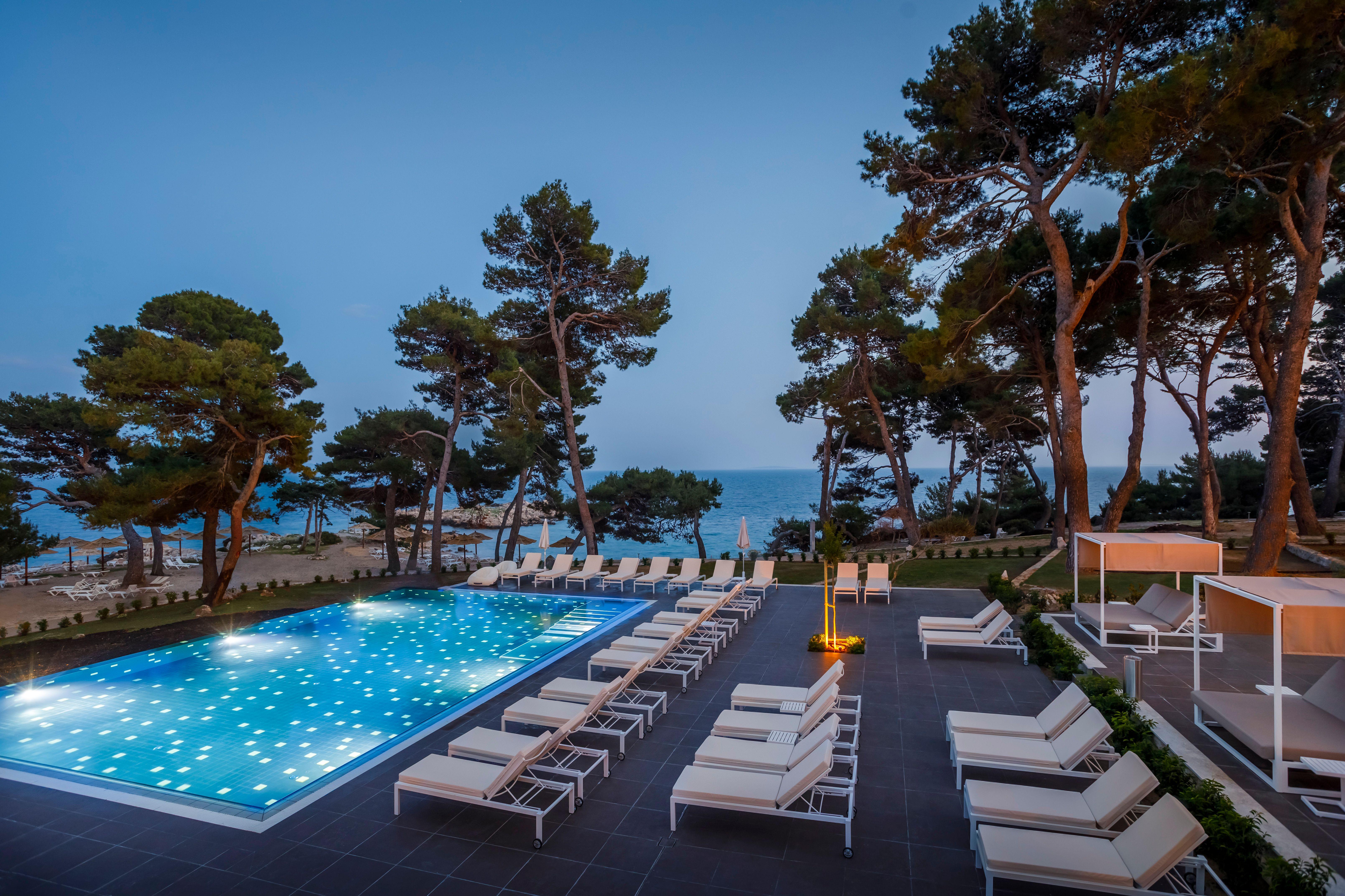 Valamar Carolina Hotel & Villas Kampor ภายนอก รูปภาพ