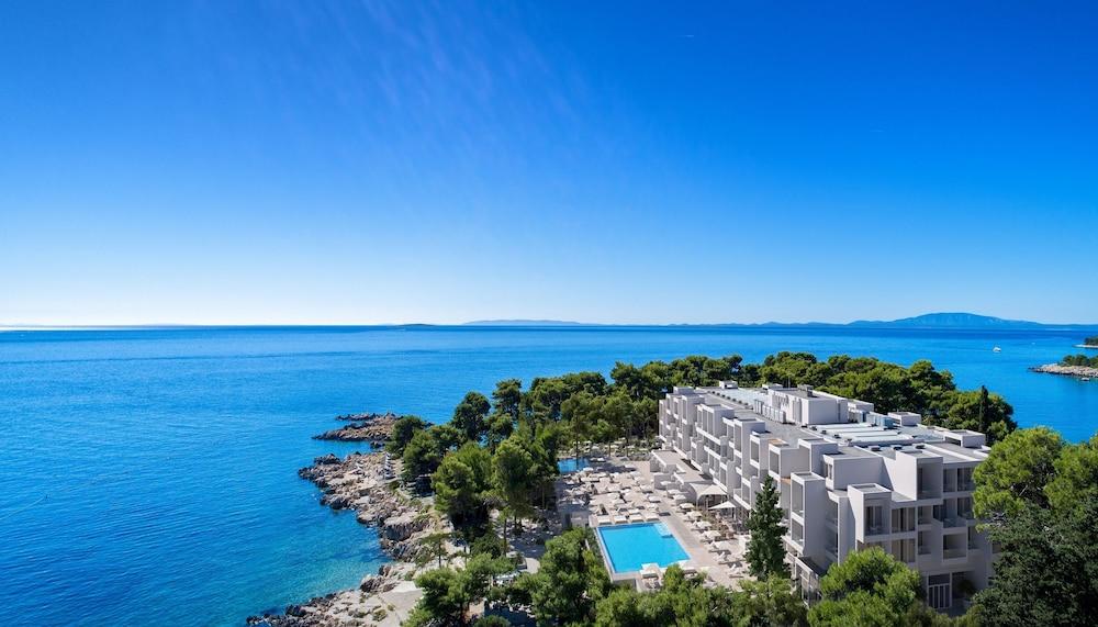 Valamar Carolina Hotel & Villas Kampor ภายนอก รูปภาพ