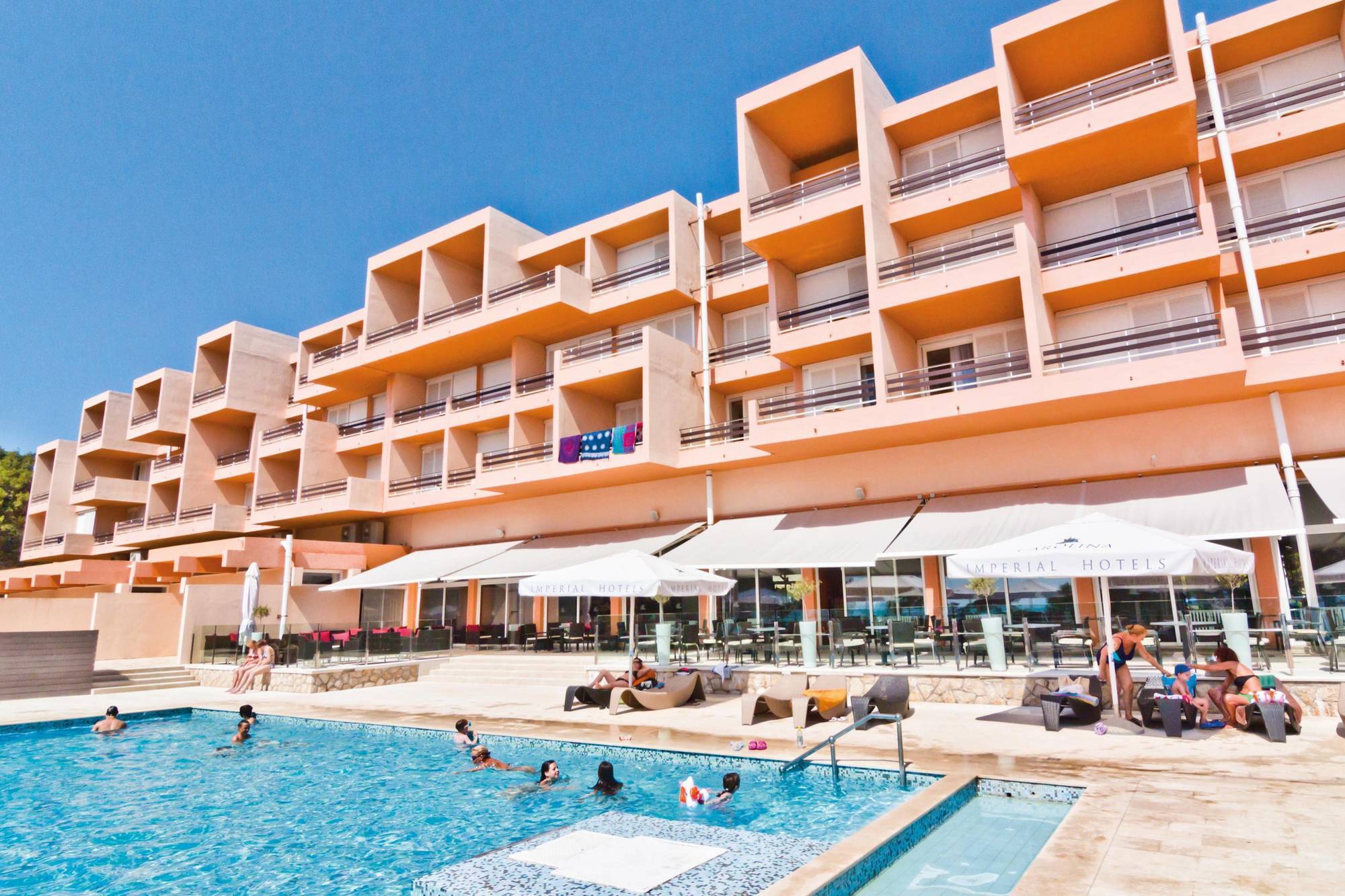Valamar Carolina Hotel & Villas Kampor ภายนอก รูปภาพ