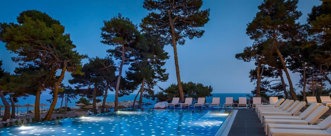 Valamar Carolina Hotel & Villas Kampor ภายนอก รูปภาพ