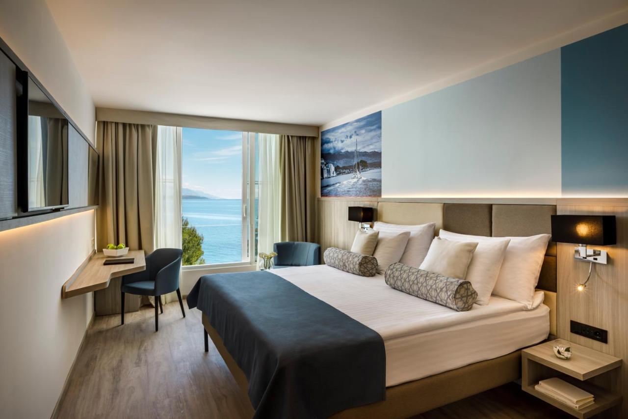 Valamar Carolina Hotel & Villas Kampor ภายนอก รูปภาพ