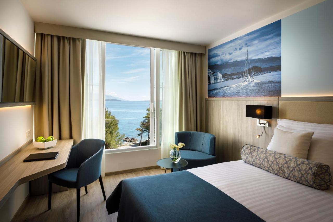 Valamar Carolina Hotel & Villas Kampor ภายนอก รูปภาพ