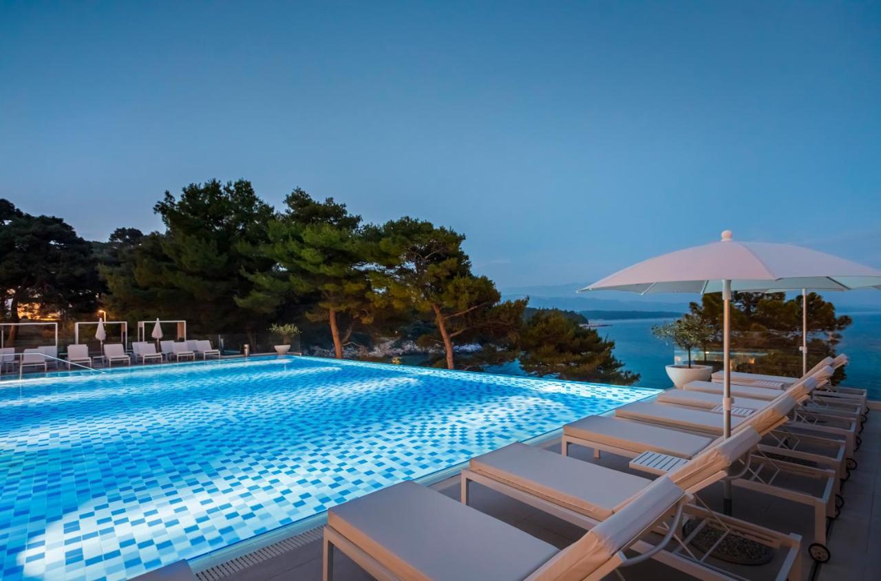 Valamar Carolina Hotel & Villas Kampor ภายนอก รูปภาพ