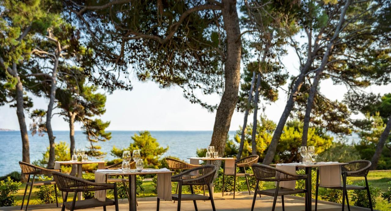 Valamar Carolina Hotel & Villas Kampor ภายนอก รูปภาพ